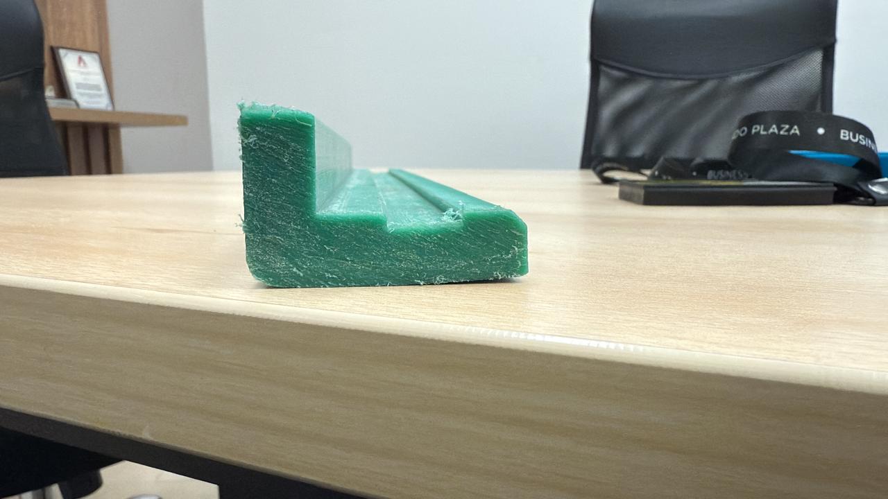 Pieza de polímero 1